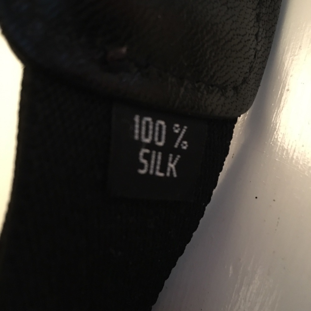 Men’s 100% Silk Braces (Suspenders) - Picture 2 of 6